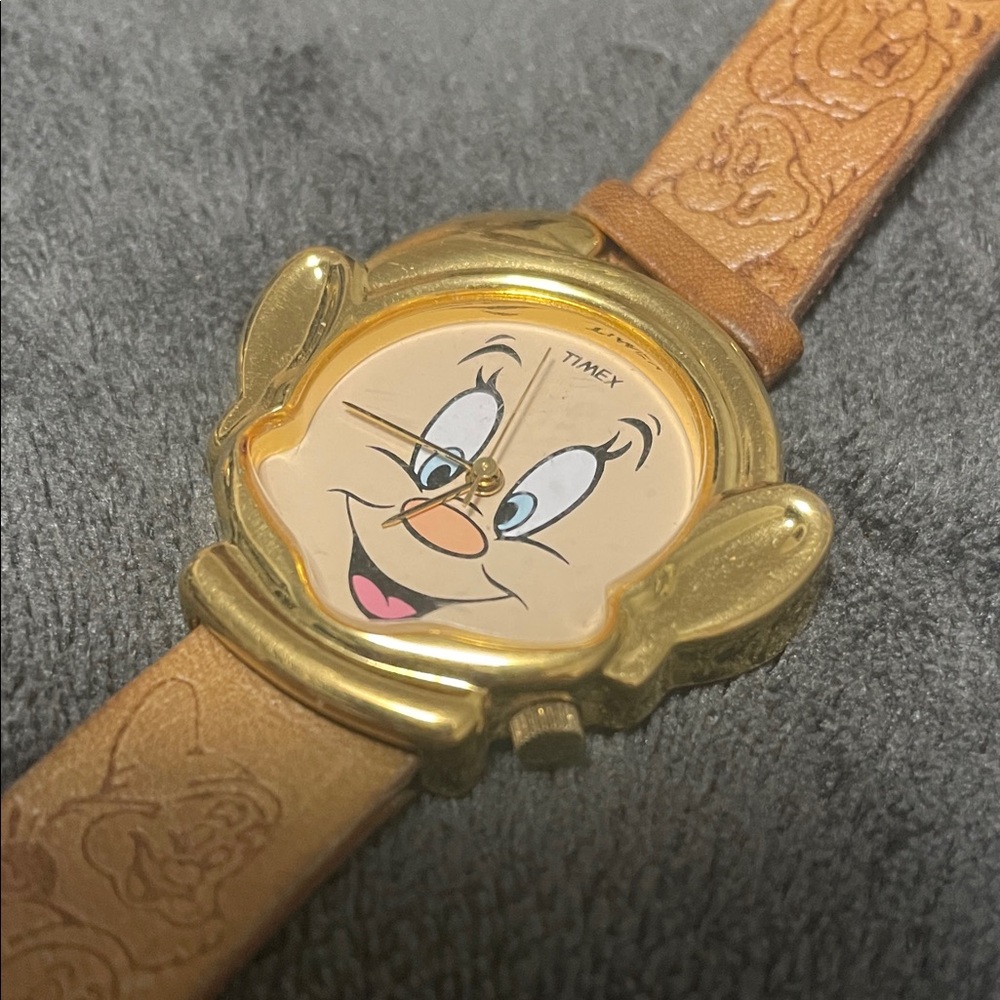 Timex Seven Dwarves Disney Watch with Pressed Leather Strap and Dopey Face